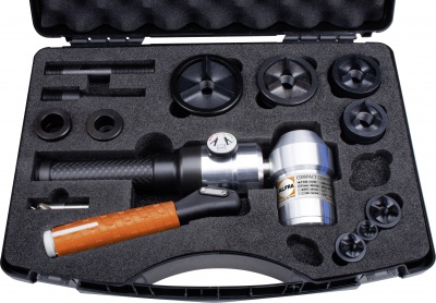 Haakse hydraulische handpomp en pons voor staal