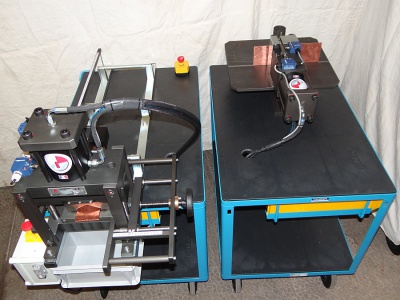 Mobiele unit met snij-ponstafel en buigtafel voor koperen staven